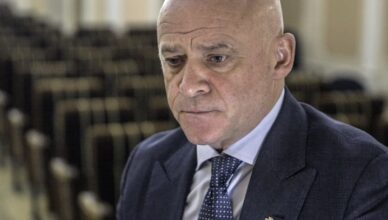 Труханов здав ЄРМАКА! ВТЕЧА В РОСТОВ-Зеленський не чекав. Поки президент не має в країні. Відставка