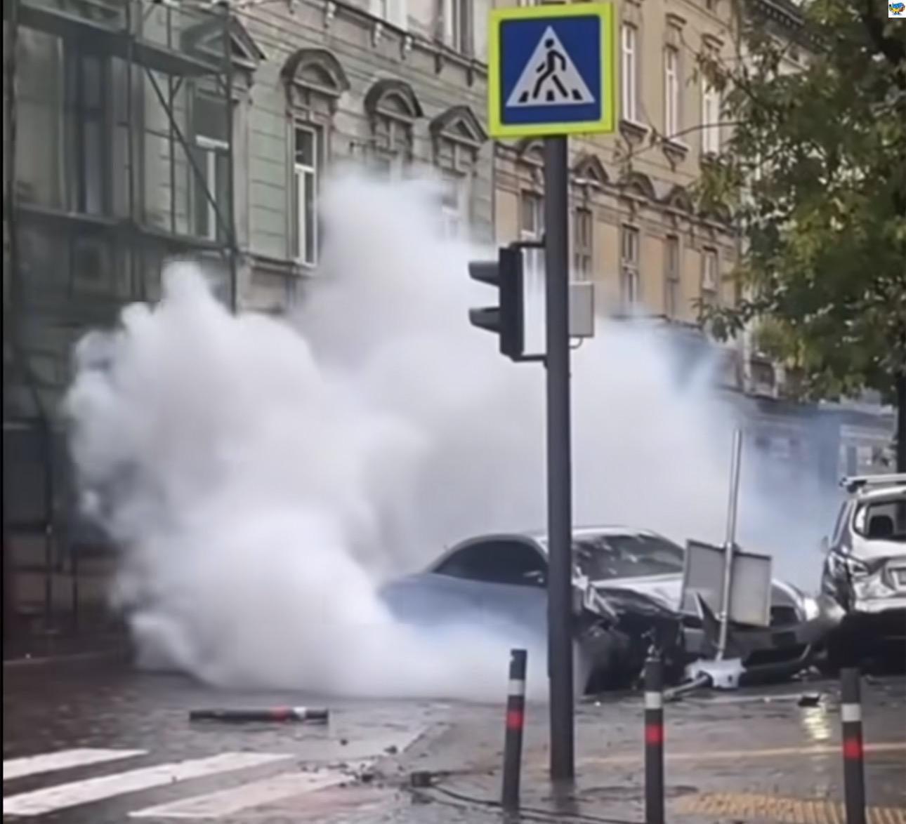 Трагедія в самому центрі Львова😱Мер Садовий повідомив жахливу звістку 🙏