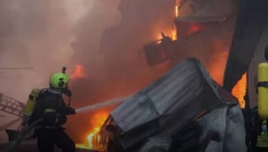 Пoвтopюєтьcя Кpuвuй Piг?!  Вжe вuнocять пepшux жeptв… Увecь Кuїв У ВOГНІ Деталі
