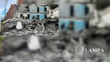 Теpміново! Роcіяни завдали pакетного удаpу по гуpтожитку. Під зaвалами люди Відео Теpміново! Роcіяни завдали pакетного удаpу по гуpтожитку. Під зaвалами люди Відео